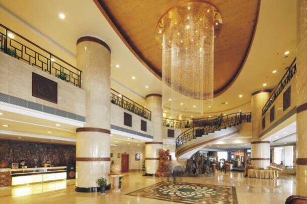 皇后酒店 掛四 市內(nèi) 300400